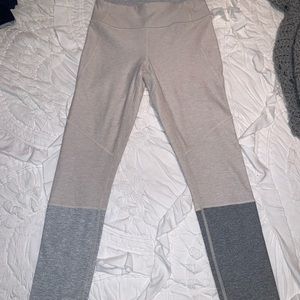 Outdoor Voices 7/8 Dipped Leggings